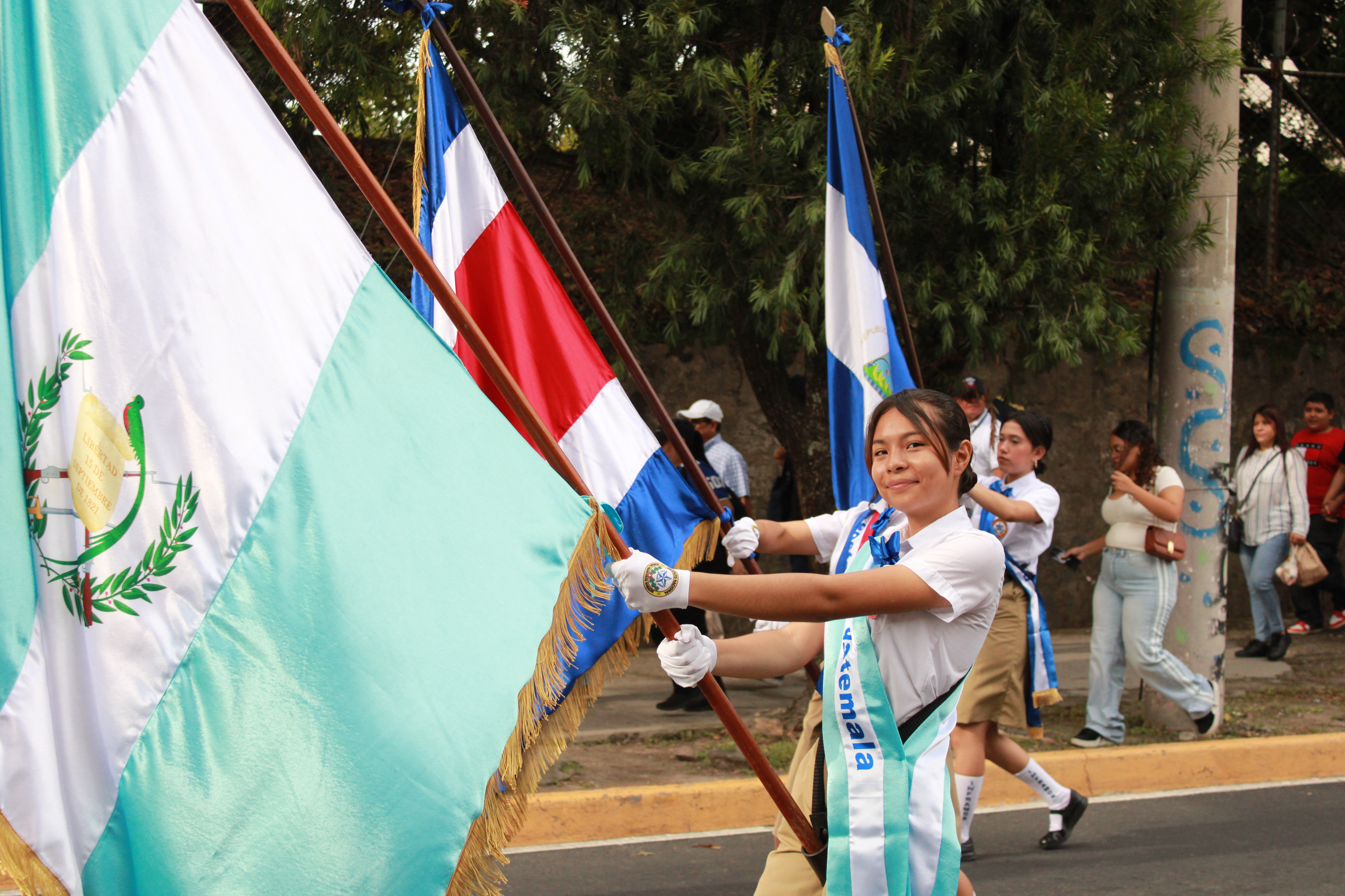 Fotografía 01 del Desfile 15 de Septiembre